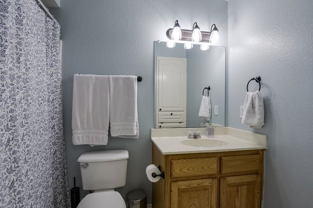 339 Meadow Lane, Red Oak, TX 75154