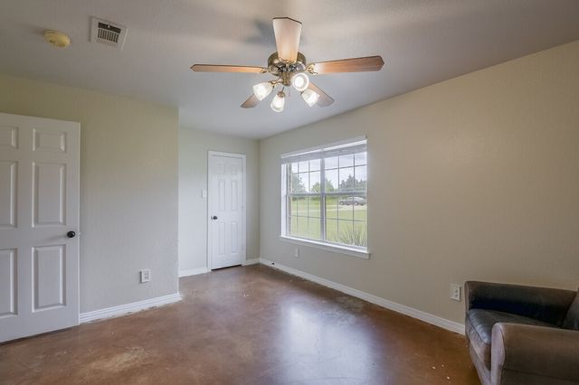 339 Meadow Lane, Red Oak, TX 75154