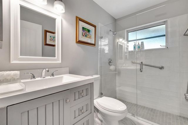 10927 Dolphin Palm Court A, Boynton Beach, FL 33437