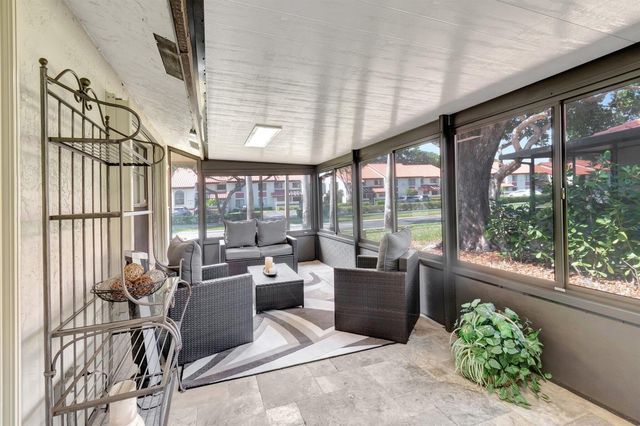 10927 Dolphin Palm Court A, Boynton Beach, FL 33437