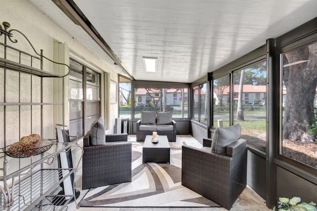 10927 Dolphin Palm Court A, Boynton Beach, FL 33437