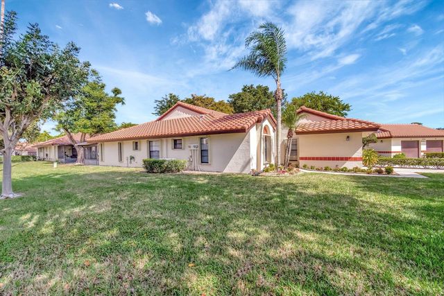 10927 Dolphin Palm Court A, Boynton Beach, FL 33437