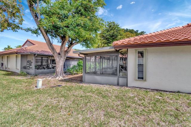 10927 Dolphin Palm Court A, Boynton Beach, FL 33437