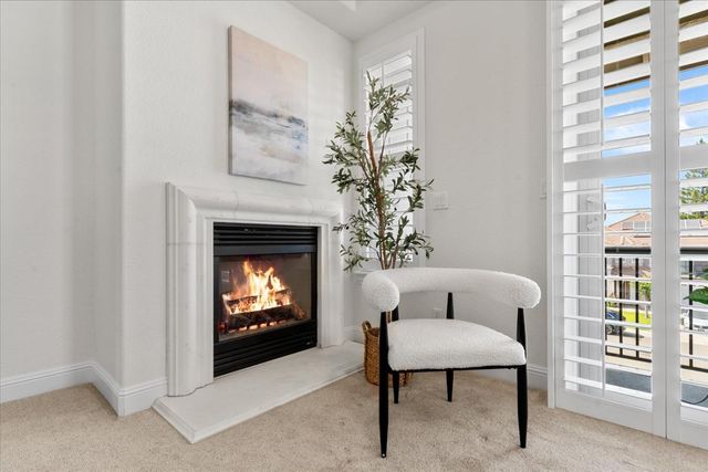 2133 Fenceline Dr, Folsom, CA 95630