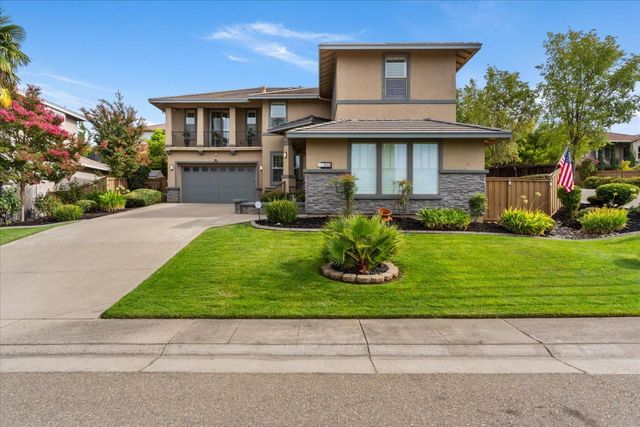 2133 Fenceline Dr, Folsom, CA 95630