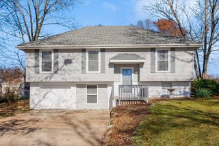 1504 Blueberry Drive, Harrisonville, MO 64701