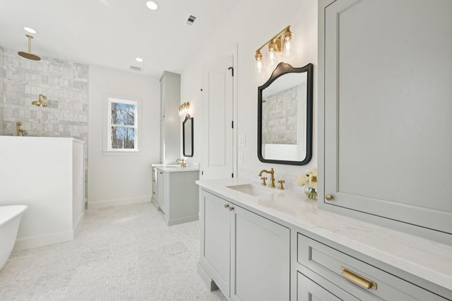 10248 Winding Branch, Chappell Hill, TX 77426