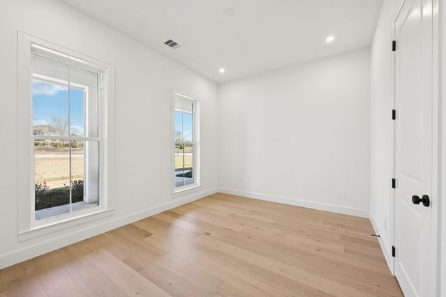 10248 Winding Branch, Chappell Hill, TX 77426