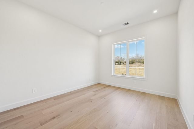 10248 Winding Branch, Chappell Hill, TX 77426