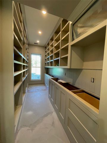 10248 Winding Branch, Chappell Hill, TX 77426