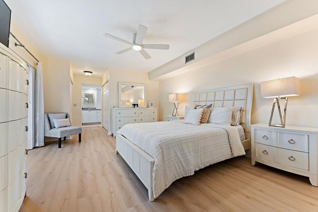 1116 11th Terrace, Palm Beach Gardens, FL 33418