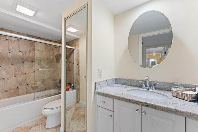 1116 11th Terrace, Palm Beach Gardens, FL 33418