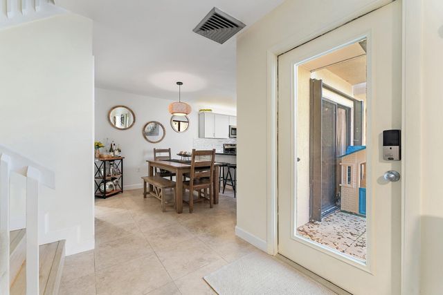 1116 11th Terrace, Palm Beach Gardens, FL 33418