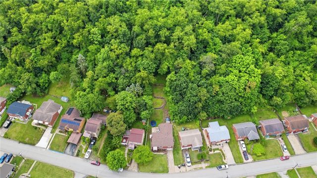 3330 Orchard Drive, Liberty Boro, PA 15133
