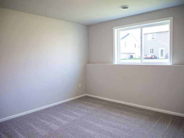 2312 38 Avenue S, Moorhead, MN 56560