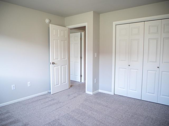 2312 38 Avenue S, Moorhead, MN 56560