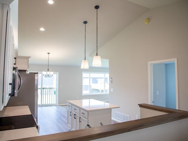 2312 38 Avenue S, Moorhead, MN 56560