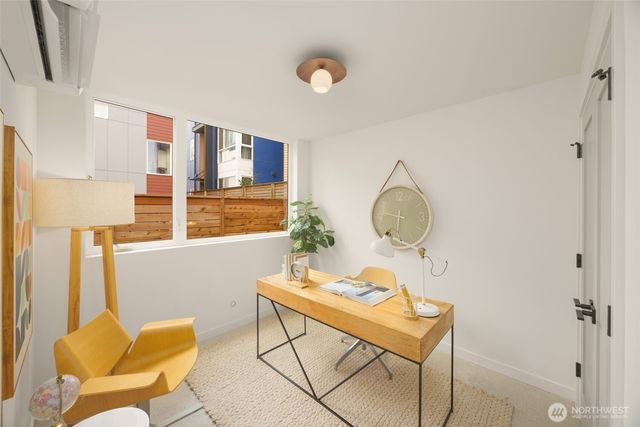 1319 E Denny Way, Seattle, WA 98122