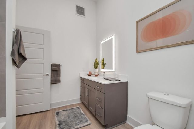 1617 Enid Street 319, Houston, TX 77009