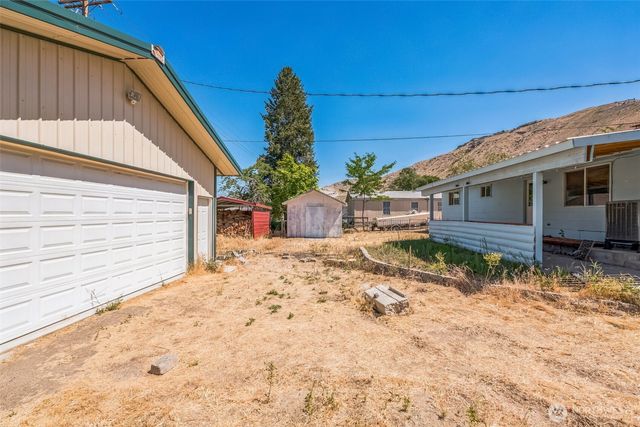 1124 camas Street, Coulee Dam, WA 99116