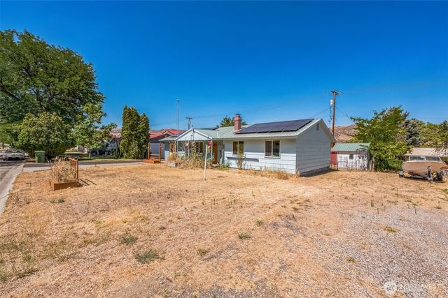 1124 camas Street, Coulee Dam, WA 99116