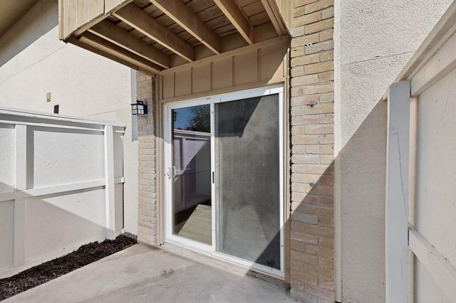 5731 Harvest Hill Road 1044, Dallas, TX 75230