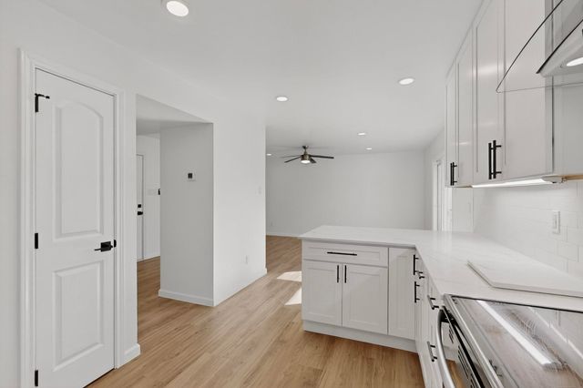 5731 Harvest Hill Road 1044, Dallas, TX 75230