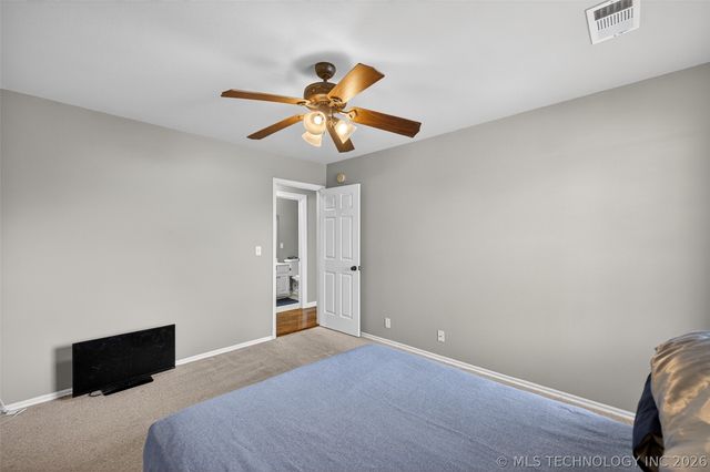 13812 E 87th Street North, Owasso, OK 74055