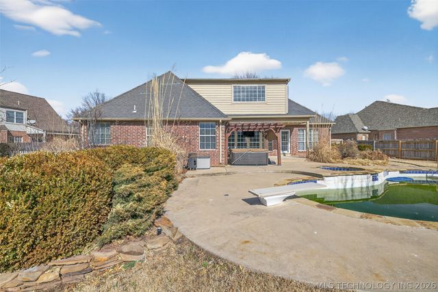 13812 E 87th Street North, Owasso, OK 74055