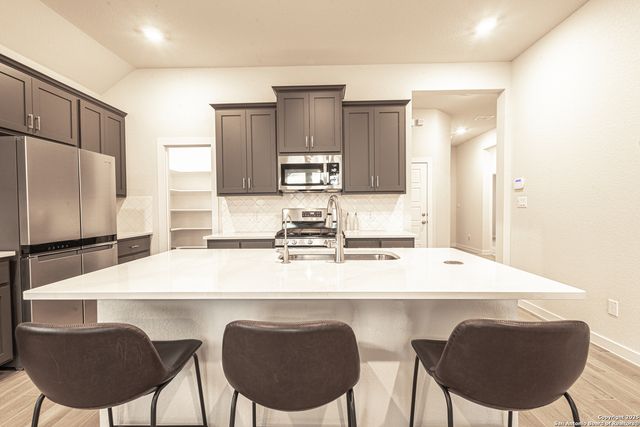 1516 SPECHTS, New Braunfels, TX 78132