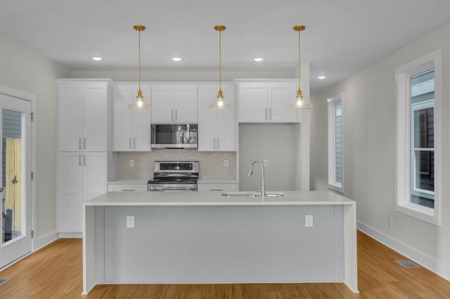 300 Prince Ave, Nashville, TN 37207