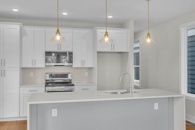 300 Prince Ave, Nashville, TN 37207