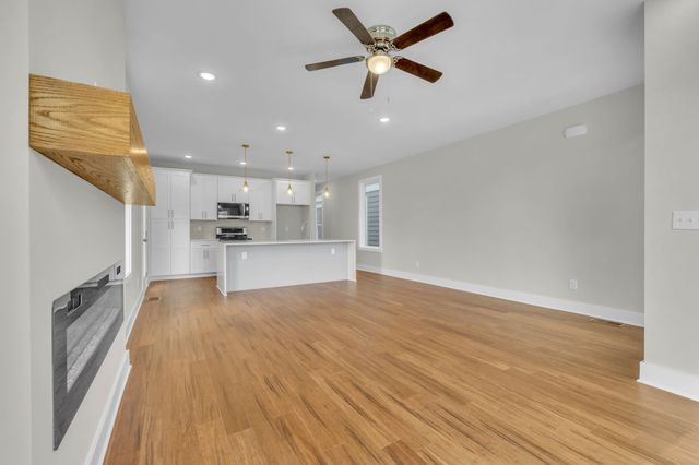 300 Prince Ave, Nashville, TN 37207