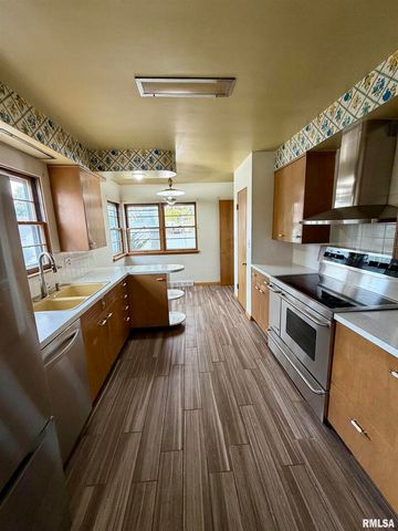 819 PARK Street, Donnellson, IA 52625