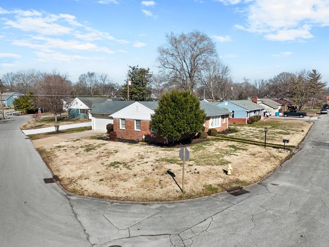 209 S Larchmont Avenue, Chattanooga, TN 37411