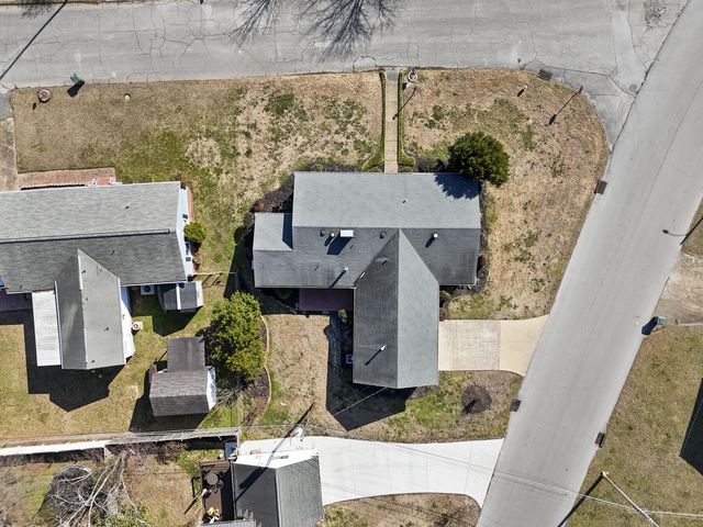 209 S Larchmont Avenue, Chattanooga, TN 37411