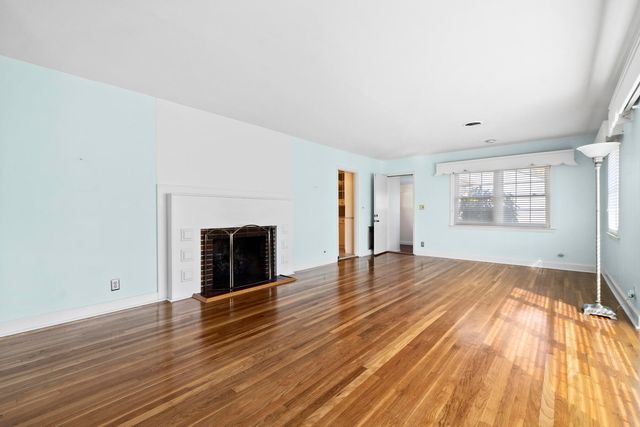 209 S Larchmont Avenue, Chattanooga, TN 37411