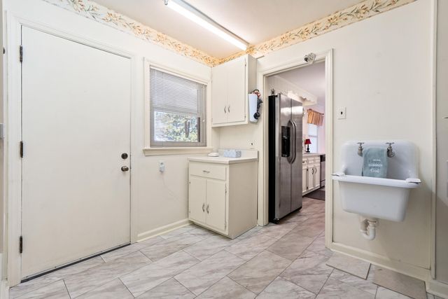 209 S Larchmont Avenue, Chattanooga, TN 37411