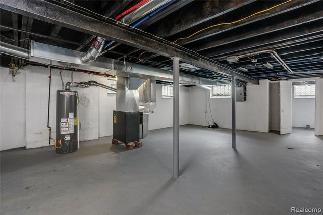 16204 Wisconsin Street, Detroit, MI 48221