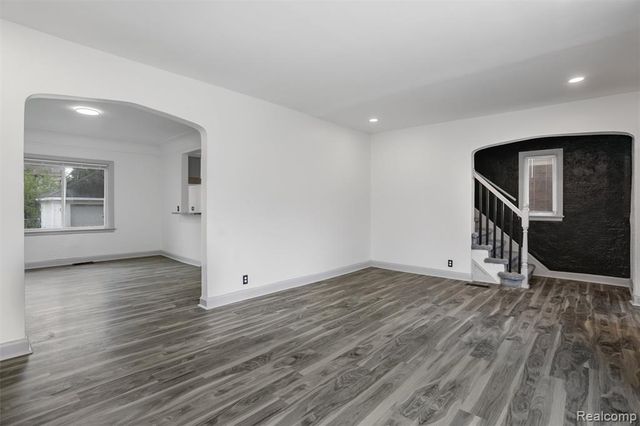 16204 Wisconsin Street, Detroit, MI 48221