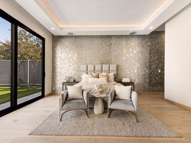 6218 Walnut Hill Lane, Dallas, TX 75230