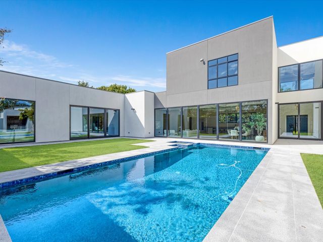 6218 Walnut Hill Lane, Dallas, TX 75230