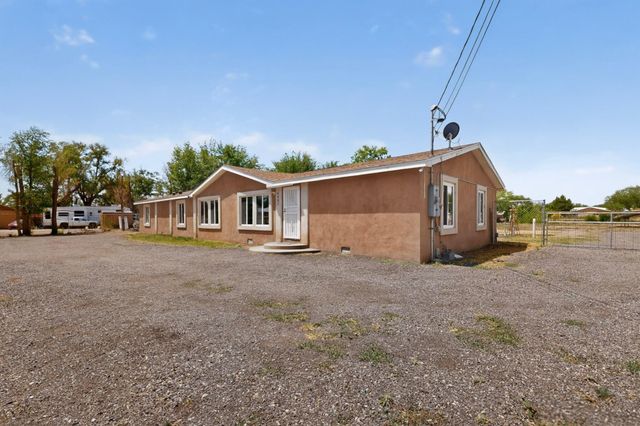 5801 Evans Road SW, Albuquerque, NM 87105