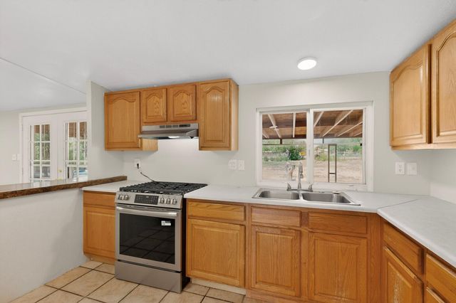 5801 Evans Road SW, Albuquerque, NM 87105