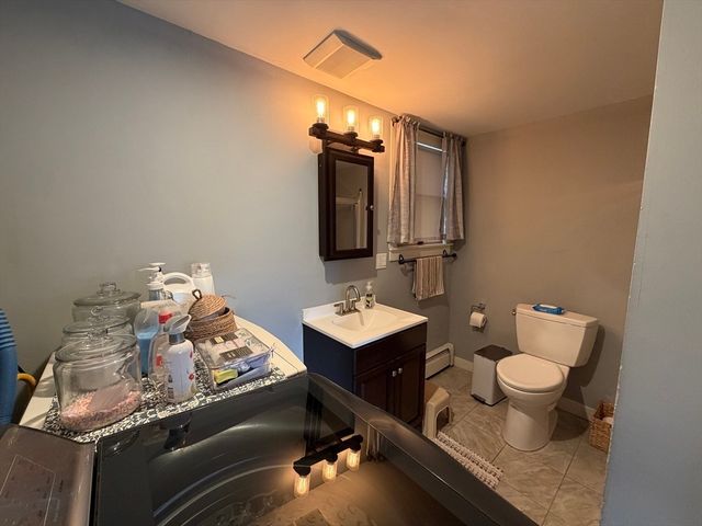 14 Elmwood Dr, Northborough, MA 01532