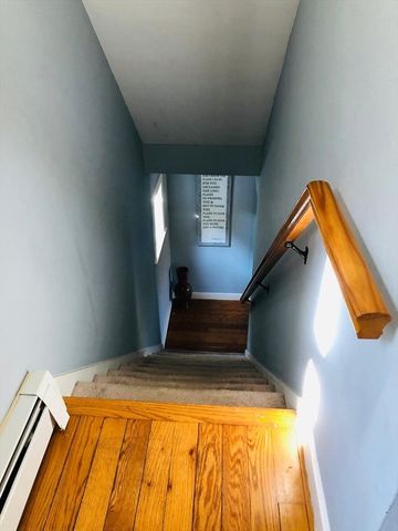 14 Elmwood Dr, Northborough, MA 01532