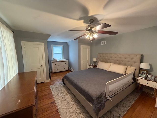 14 Elmwood Dr, Northborough, MA 01532