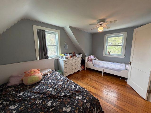 14 Elmwood Dr, Northborough, MA 01532