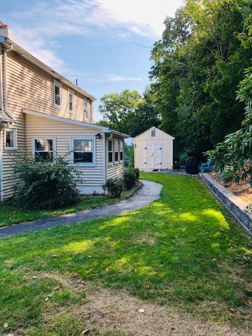 14 Elmwood Dr, Northborough, MA 01532