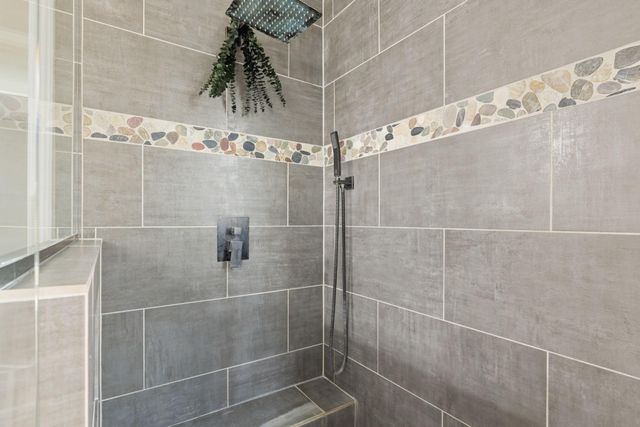 20818 Mystic Stone Drive, Tomball, TX 77375